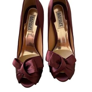 Badgley Mischa Mishka Plum Silk Satin Peep Toe Bow Platform Heel Size 7.5